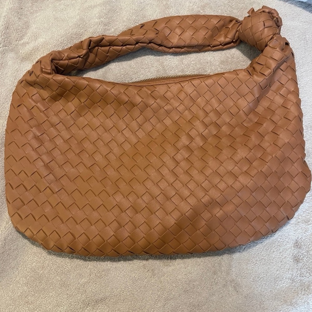 Urban Expressions Woven Hobo Bag in Cognac Brown